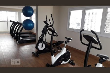 Studio à venda com 32m², 1 quarto e sem vaga Studio à venda com 32m², 1 quarto e sem vagaÁrea Comum - Academia