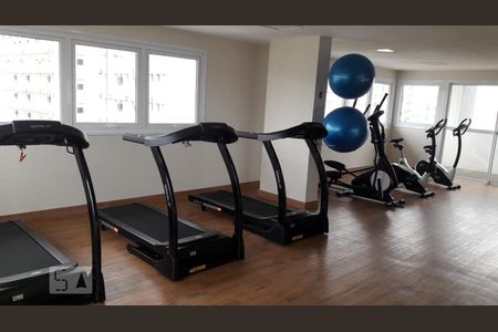 Studio à venda com 32m², 1 quarto e sem vaga Studio à venda com 32m², 1 quarto e sem vagaÁrea Comum - Academia