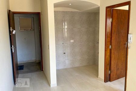 Sala e cozinha de apartamento para alugar com 1 quarto, 32m² em Alto da Glória, Curitiba