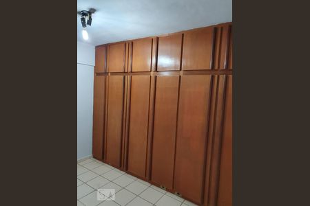 Quarto 1 de apartamento para alugar com 2 quartos, 96m² em Setor Central, Goiânia