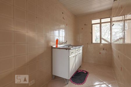 Cozinha de apartamento para alugar com 1 quarto, 43m² em Alto da Rua Xv, Curitiba