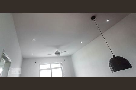 Sala - Ventilador de apartamento para alugar com 1 quarto, 54m² em Irajá, Rio de Janeiro