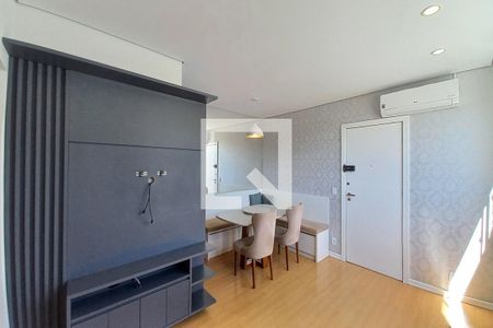 Sala  de apartamento para alugar com 2 quartos, 58m² em Cambuí, Campinas