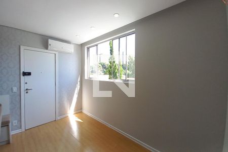 Sala de  de apartamento para alugar com 2 quartos, 58m² em Cambuí, Campinas