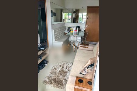 Sala de apartamento à venda com 2 quartos, 48m² em Protásio Alves, Porto Alegre