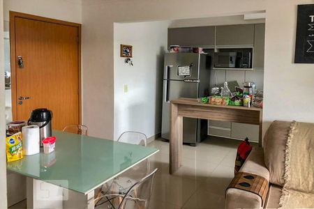 Sala de apartamento à venda com 2 quartos, 48m² em Protásio Alves, Porto Alegre