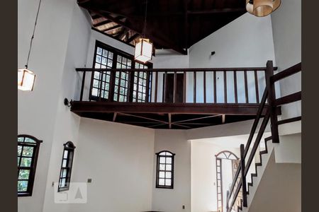 Casa à venda com 466m², 4 quartos e 4 vagas