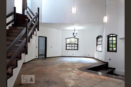 Casa à venda com 466m², 4 quartos e 4 vagas