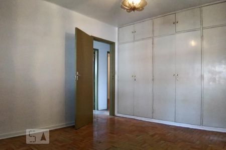 Quarto 2 de casa para alugar com 4 quartos, 160m² em Vila Paulista, São Paulo