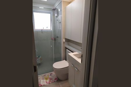 Banheiro de apartamento à venda com 2 quartos, 49m² em São Pedro, Osasco