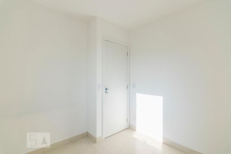 Quarto 2 de apartamento para alugar com 2 quartos, 52m² em Vila Alto de Santo André, Santo André