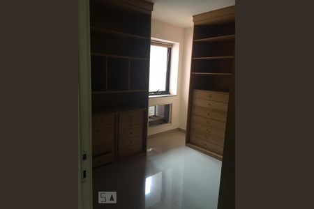 Quarto de apartamento para alugar com 4 quartos, 220m² em Barra da Tijuca, Rio de Janeiro