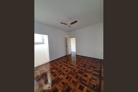 Quarto 1 de apartamento para alugar com 2 quartos, 74m² em Rio Branco, Porto Alegre
