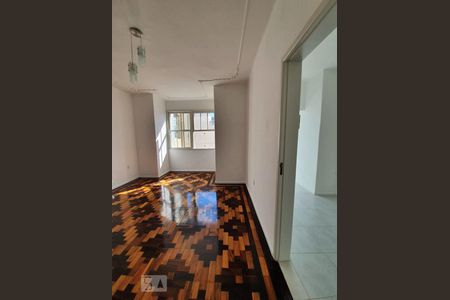 Sala de apartamento para alugar com 2 quartos, 74m² em Rio Branco, Porto Alegre