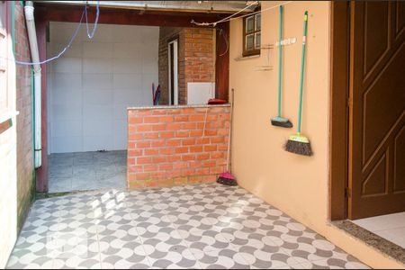 Lavanderia de casa à venda com 4 quartos, 150m² em Mato Grande, Canoas