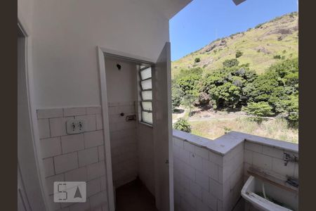 Área de Serviço de apartamento à venda com 2 quartos, 63m² em Santa Rosa, Niterói