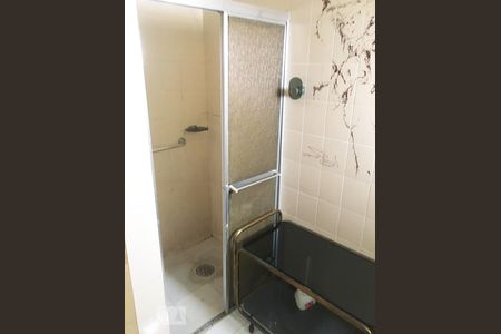 Banheiro de apartamento para alugar com 2 quartos, 60m² em Vila Califórnia, São Paulo