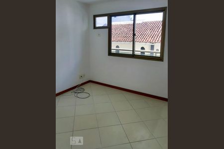 Quarto de apartamento à venda com 2 quartos, 84m² em Recreio dos Bandeirantes, Rio de Janeiro