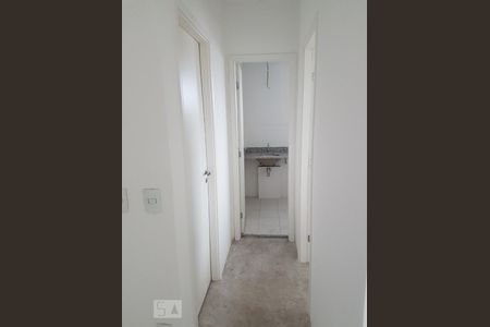 Corredor de apartamento à venda com 2 quartos, 66m² em Jardim Piqueroby, São Paulo