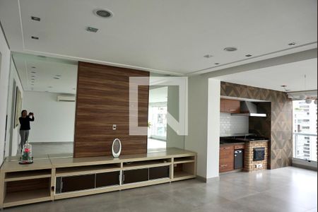 Apartamento à venda com 220m², 3 quartos e 4 vagasSala