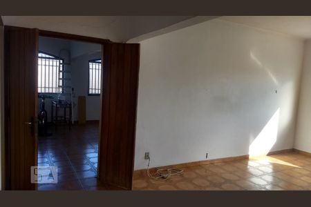 Sala de casa à venda com 3 quartos, 450m² em Jardim dos Oliveiras, Campinas