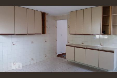 Cozinha de casa para alugar com 2 quartos, 101m² em Santo Antônio, Osasco