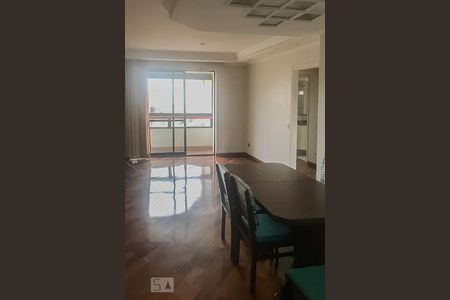 Apartamento à venda com 82m², 2 quartos e 2 vagasSala