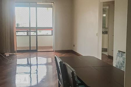 Apartamento à venda com 82m², 2 quartos e 2 vagasSala