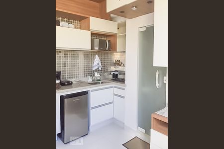 Cozinha de kitnet/studio à venda com 1 quarto, 16m² em Botafogo, Rio de Janeiro