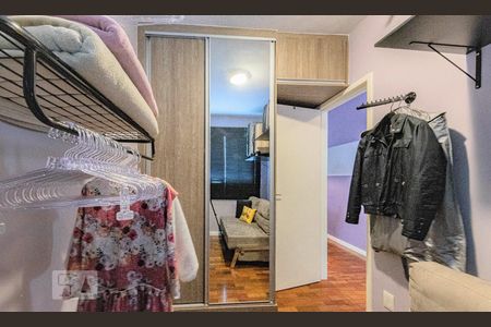 Closet de apartamento para alugar com 3 quartos, 70m² em Buritis, Belo Horizonte