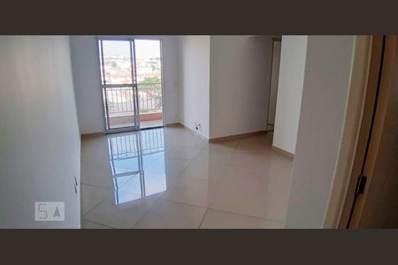 Sala de apartamento para alugar com 3 quartos, 62m² em Vila Talarico, São Paulo