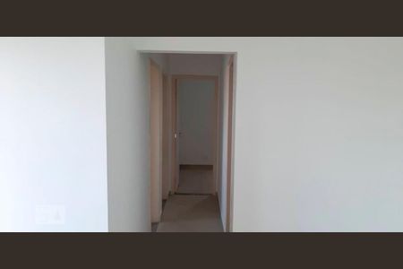 Corredor de apartamento para alugar com 3 quartos, 62m² em Vila Talarico, São Paulo