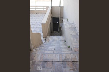 Entrada de casa para alugar com 3 quartos, 190m² em Jardim São Paulo(zona Norte), São Paulo