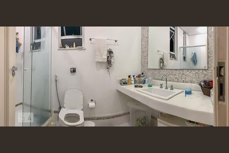 Banheiro da Suíte de apartamento para alugar com 4 quartos, 200m² em Flamengo, Rio de Janeiro