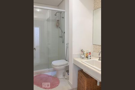 Banheiro de apartamento para alugar com 4 quartos, 200m² em Flamengo, Rio de Janeiro