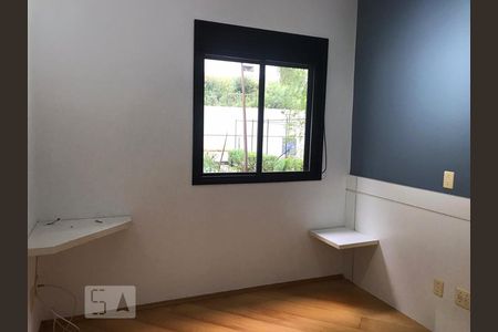 Quarto de apartamento para alugar com 2 quartos, 59m² em Vila Suzana, São Paulo