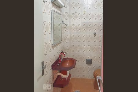 Banheiro de apartamento para alugar com 2 quartos, 38m² em Centro, Rio de Janeiro