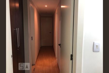 Corredor de apartamento à venda com 4 quartos, 135m² em Itapoã, Belo Horizonte