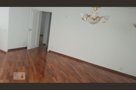 Sala de casa à venda com 3 quartos, 220m² em Alto de Pinheiros, São Paulo