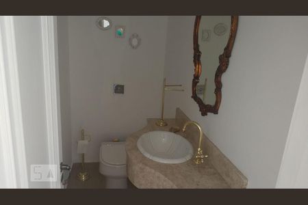 Lavabo de casa à venda com 3 quartos, 220m² em Alto de Pinheiros, São Paulo