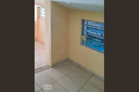 sala de casa à venda com 1 quarto, 80m² em Teresópolis, Porto Alegre