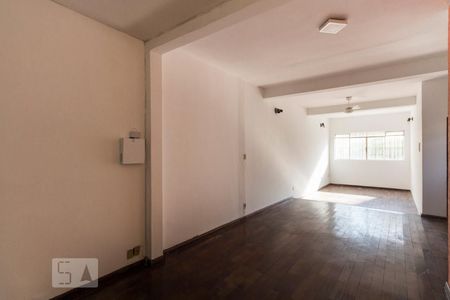 Sala de casa à venda com 4 quartos, 200m² em Saúde, São Paulo