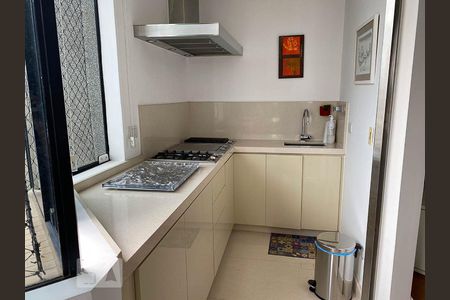 Cozinha de apartamento à venda com 4 quartos, 337m² em Vila Morumbi, São Paulo