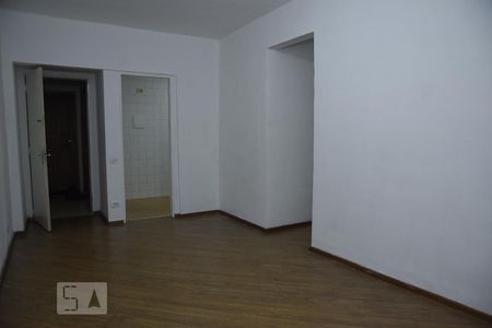 Sala de apartamento para alugar com 2 quartos, 68m² em Tanque, Rio de Janeiro