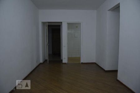 Sala de apartamento para alugar com 2 quartos, 68m² em Tanque, Rio de Janeiro