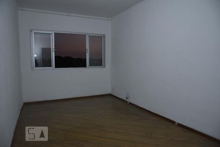 Sala de apartamento para alugar com 2 quartos, 68m² em Tanque, Rio de Janeiro