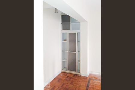 Sala de apartamento para alugar com 3 quartos, 82m² em Bela Vista, São Paulo