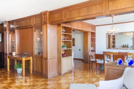 Apartamento à venda com 270m², 4 quartos e 2 vagasSala