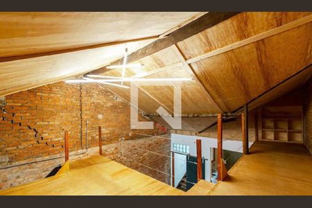 Sotão de casa para alugar com 3 quartos, 230m² em Barra Funda, São Paulo