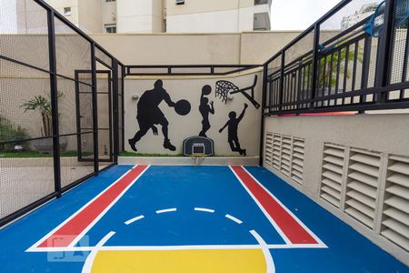 Quadra de Basquete de apartamento para alugar com 2 quartos, 70m² em Vila Gomes, São Paulo